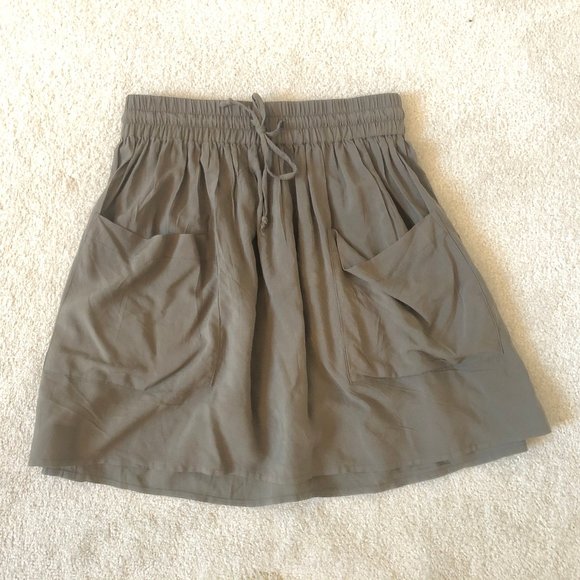 Mini-skirt - Picture 1 of 1
